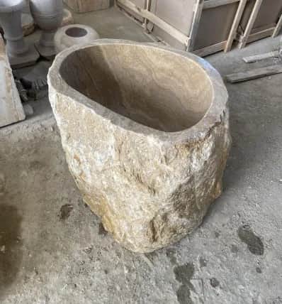 Planter 6