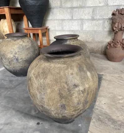 Pots 18