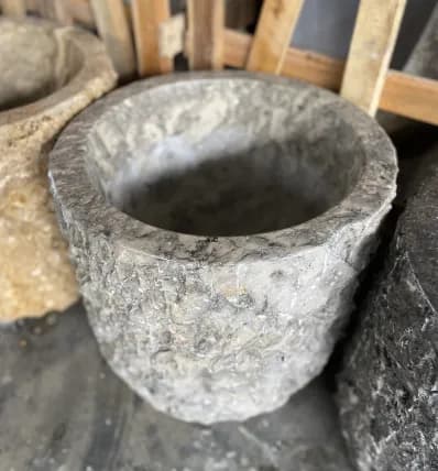 Planter 34