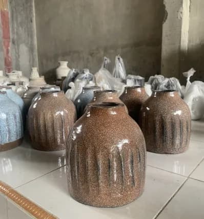 Vase 17