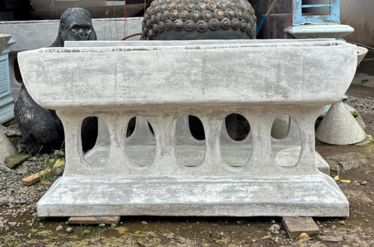 GRC Fence Planter 1
