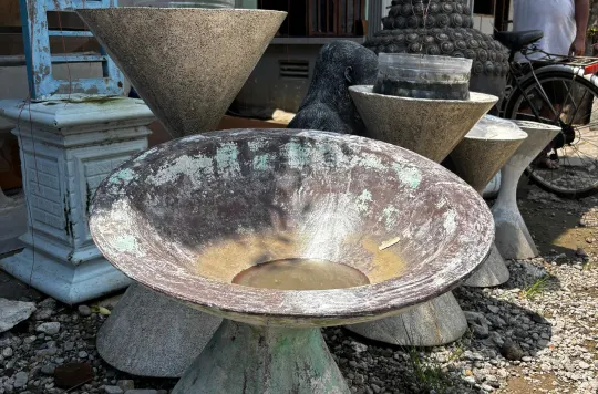 Cement Hourglass Pot 1