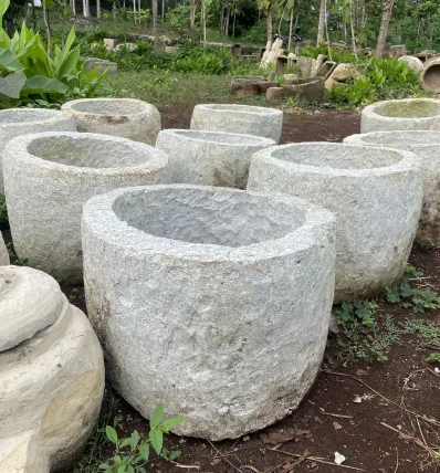 Pots 18