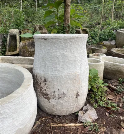 Pots 20