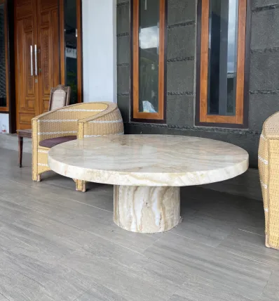 Furniture 32
