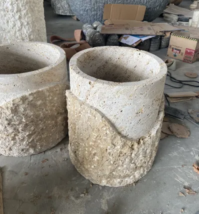 Planter 19