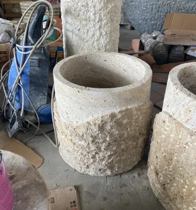 Planter 20