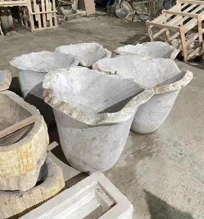 Planter 3