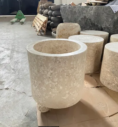 Planter 7