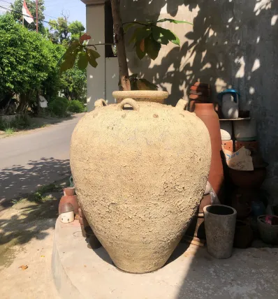 Jar 9