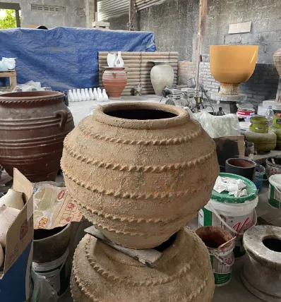 Pots 23