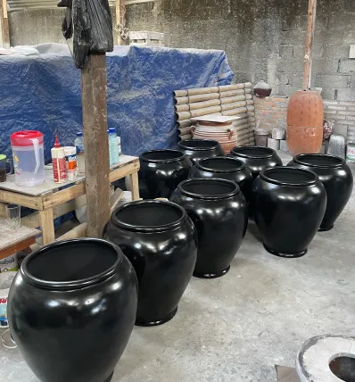 Pots 26