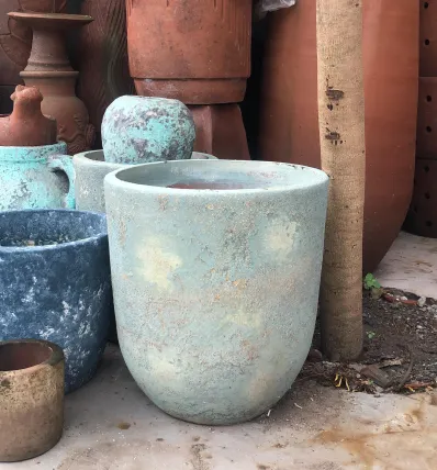 Pots 8