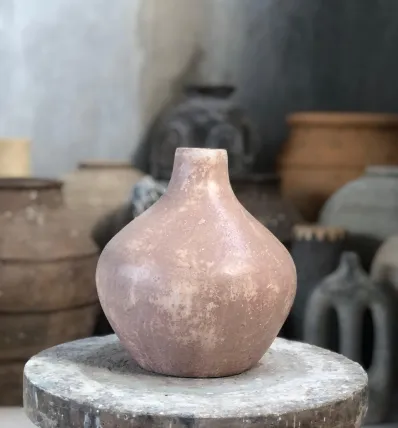 Vase 10