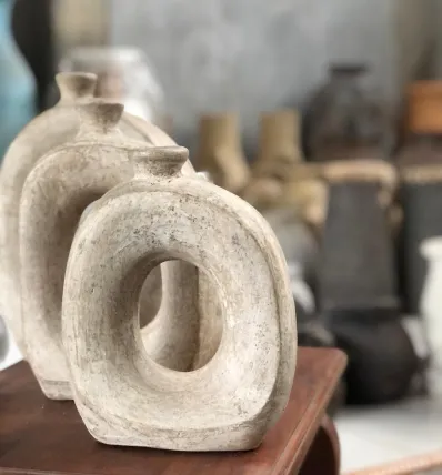 Vase 12